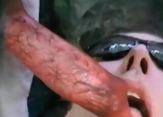 Obnoxious chick gives a decent penis massage